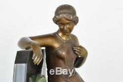 A. Trefoloni, Femme à La Fontaine, Sculpture En Bronze /Marbre Signée, DébXXeme