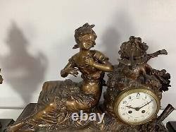 Ancienne pendule signée Moreau aux amours Marbre patiné Bronze 19 ème Clock