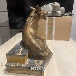 Art Déco Bronze Spelter Dog par Louis Garvin signé & monté sur marbre