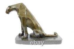 Art Déco Statue Bronze Panther Montage Sur Un Noir Marbre Base Signé H. Moore