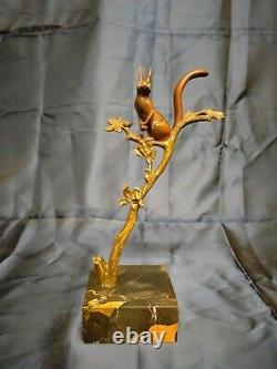 Art déco, Rischmann, Bronze au Décor écureuil sur socle en Marbre, Signé