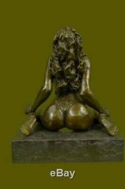 Artisanal Bronze Sculpture Soldes Base Marbre sur Sexe Art Nu Érotique Signé