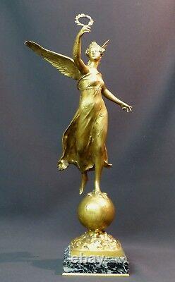 B 1910 belle Sculpture bronze doré P. DUCUING la renommée 42c3.3kg Barbedienne