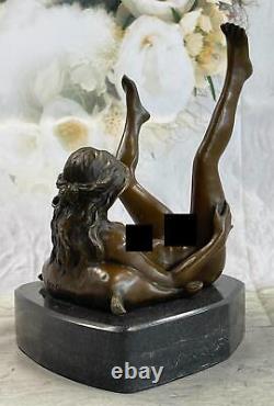 Bronze Art Déco Sculpture Nu Femme Avec / Marbre Base- Signée Nino Oliviono Déco