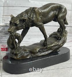 Bronze Loup Protection Her Cub Sculpture Marbre Statue Signée Lecourtier Ouvre