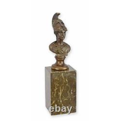 Buste D'Athéna en bronze sur un socle en marbre noir Signée