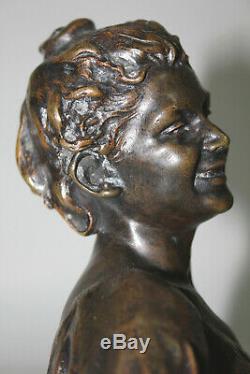 Buste XIXeme en bronze Rieuse signé Follot sur socle marbre
