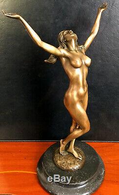 Élégante Figure en Bronze Nu De Raymondo Signé Sur Base en Marbre -bronzefigur