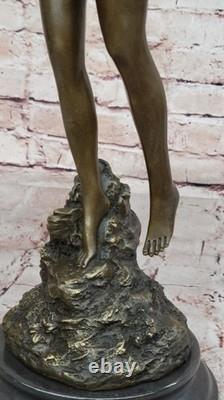 Énorme 48cm Art Déco Bronze Diana Chasseresse Avec Noud Signée Marbre Base Ouvre