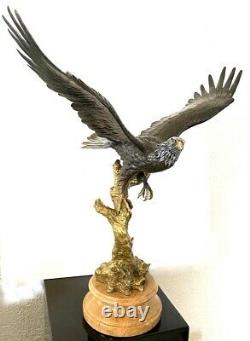 Figure en Bronze -bronze Aigle Sur Base Marbre Signé A. Barye Multicolore Patine