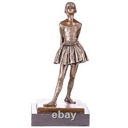 Figure en bronze Jeune danseuse de quatorze ans d'après Degas Sur un marbre noir