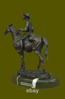 Figurine Sculpture Statue En Marbre De Thomas Cowboy Sur Cheval Shérif Signée NR