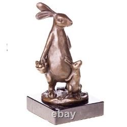 Figurine en bronze Lapin de Pâques Sur un marbre noir Antique Signée