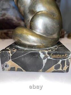 G H LAURENT (XXeme) Fennec ou Renard en bronze sur base en marbre Signé