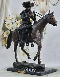 Grand Signée Vintage Frederic Remington Bronze Marbre Sculpture Statue Souffle