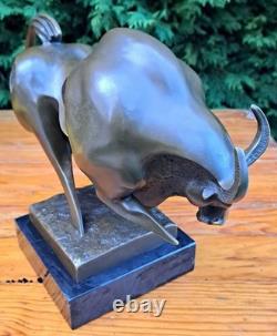 Grand Taureau De Combat Bronze Moderniste Socle Marbre Signé Milo Tauromachie