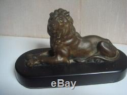 Lion en bronze 16 cm x 7 cm support marbre signé barye