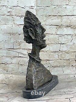 Moderniste Abstrait Bronze Mâle Chair Sculpture Signée Mi Siècle Marbre