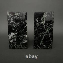 Paire de serre-livres éléphants en bronze signés Carvin bases en marbre M3300