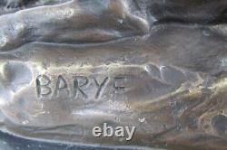 Panthère couchée en Bronze, signée BARYE sur socle marbre