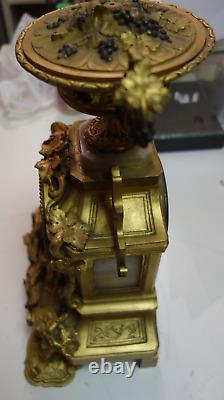 Pendule bronze doré Albatre ou marbre mouvement SIGNÉ PICKARD & AD. PUNANT PARIS