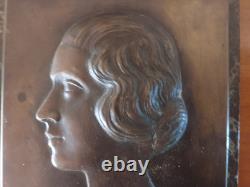 Plaque Bronze Sur Marbre Signee B Sertorio