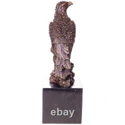 Sculpture Aigle Art déco en bronze sur un marbre noir d'après Milo