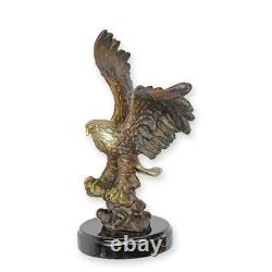 Sculpture Aigle en bronze sur un socle en marbre noir Art déco