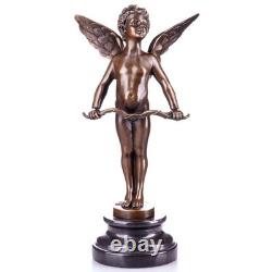 Sculpture Ange en bronze Vici sur un socle en marbre noir d'après Auguste Moreau