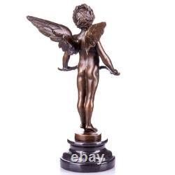 Sculpture Ange en bronze Vici sur un socle en marbre noir d'après Auguste Moreau