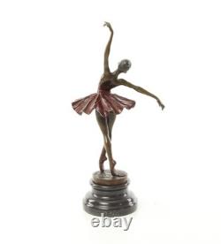 Sculpture Ballerine coloré en bronze sur un socle en marbre d'après Milo