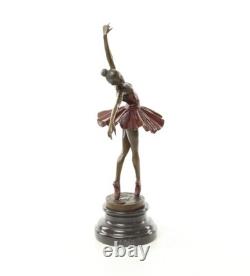 Sculpture Ballerine coloré en bronze sur un socle en marbre d'après Milo