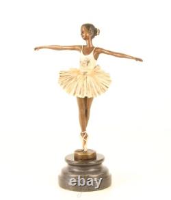 Sculpture Ballerine en bronze sur un marbre d'après Franz Bergman