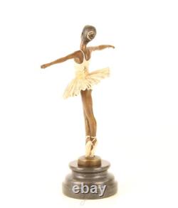 Sculpture Ballerine en bronze sur un marbre d'après Franz Bergman