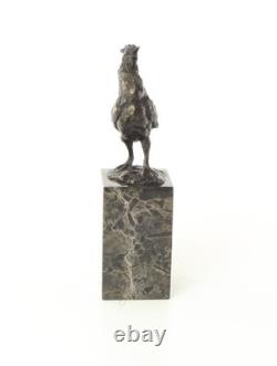 Sculpture Coq en bronze sur un socle en marbre noir Signée
