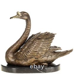 Sculpture Cygne en bronze Art déco sur un socle en marbre noir d'après M. Lopez