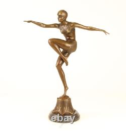 Sculpture Danseuse Con Brio en bronze sur un marbre d'après Demetre Chiparus