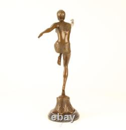 Sculpture Danseuse Con Brio en bronze sur un marbre d'après Demetre Chiparus