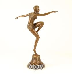 Sculpture Danseuse Con Brio en bronze sur un marbre d'après Demetre Chiparus