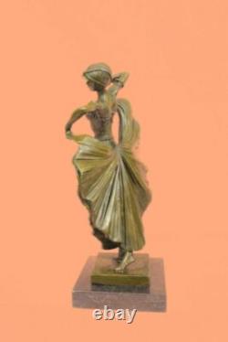 Sculpture Décor Figure En Marbre Signée Chiparus De Danseuse En Bronze Art Déco