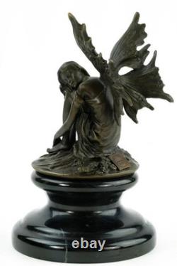 Sculpture Elfe en bronze sur un socle en marbre noir d'après Milo