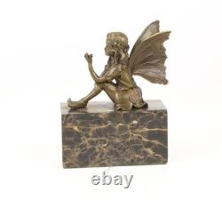 Sculpture Elfe en bronze sur un socle en marbre noir d'après Milo