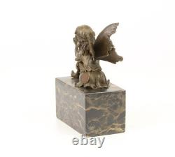 Sculpture Elfe en bronze sur un socle en marbre noir d'après Milo