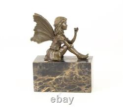Sculpture Elfe en bronze sur un socle en marbre noir d'après Milo