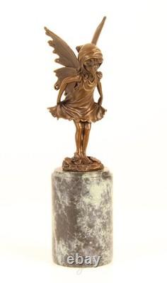 Sculpture Elfe en bronze sur un socle en marbre verte d'après Milo