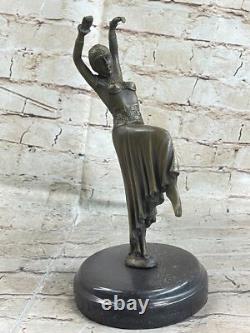 Sculpture En Bronze D'Une Danseuse Érotique Signée Chiparus Sur Socle En Marbre
