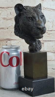 Sculpture En Bronze De Puma Africain Signée Sur Socle En Marbre Art Déco