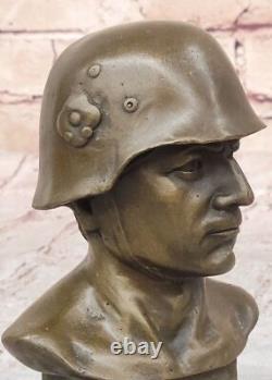 Sculpture En Bronze De Soldat Allemand Fisher Signée En Marbre Figure Cadeau