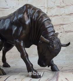 Sculpture En Bronze De Taureau Mâle Milo Signée Sur Socle En Marbre Figurine Art