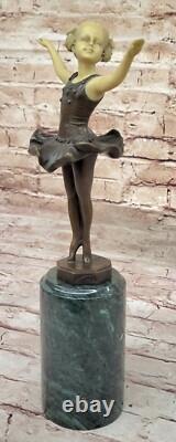 Sculpture Figurine En Marbre Vert Bronze De Ballerine Jeune Fille Signée